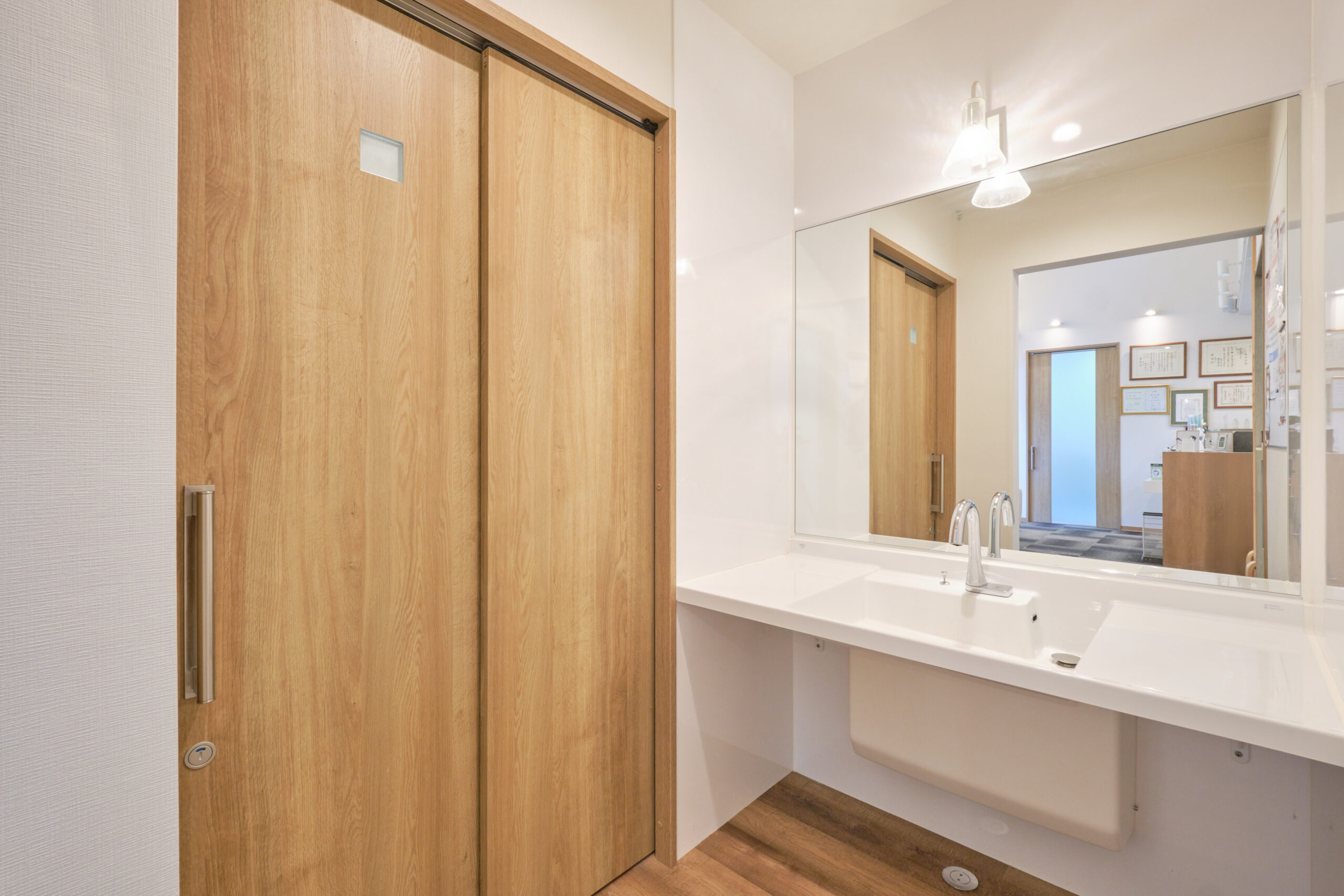 パウダールーム