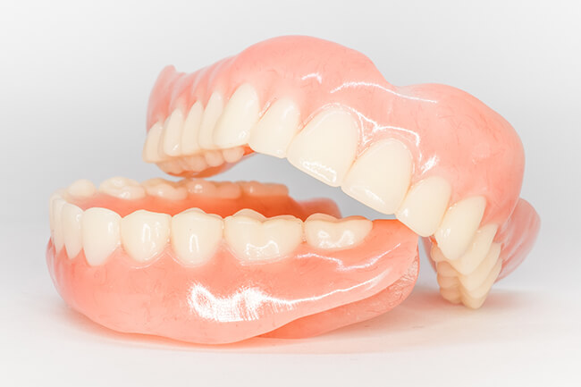 入れ歯（義歯）について